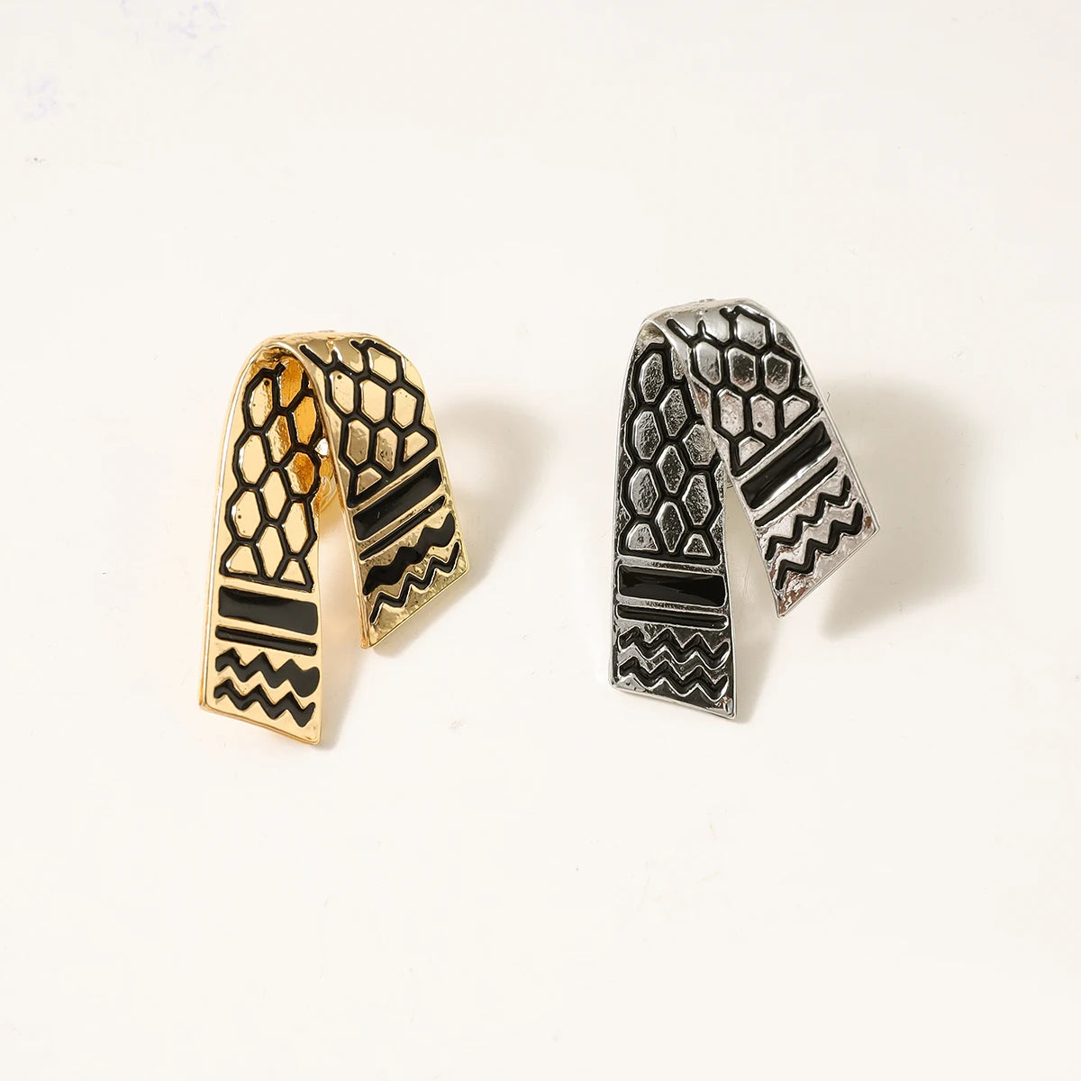 brooch Palestinian scarf map clothing accessories
