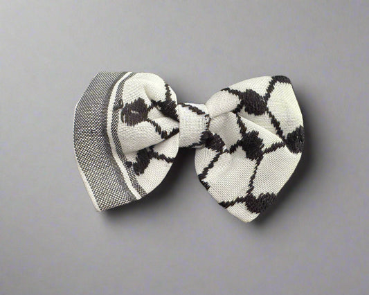 Kufiya Hair Bow Clip | Palestinian Keffiyeh Fabric – Handmade Statement Accessory