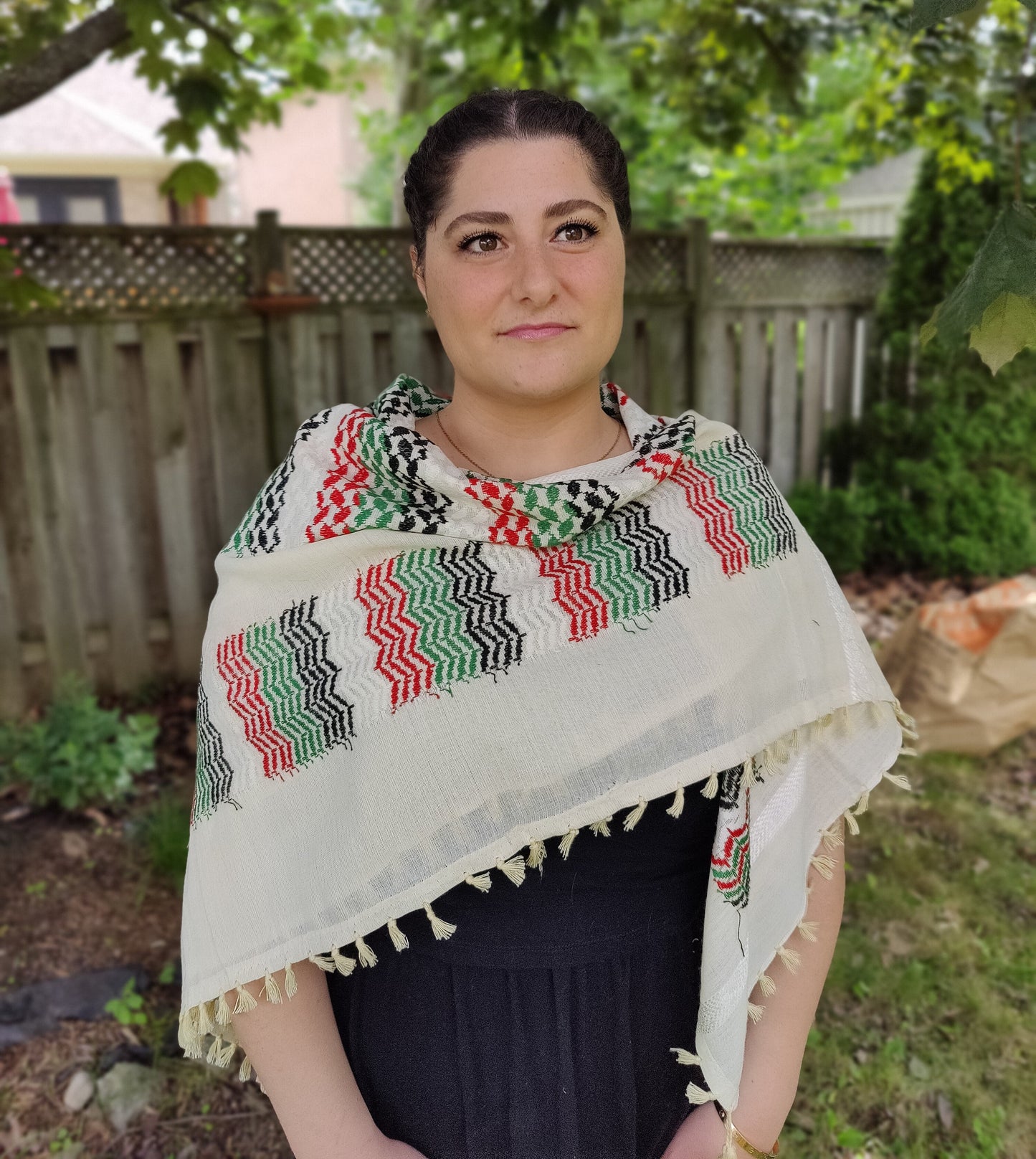Elegant Beige Kufiya (Keffiyeh) | Flag Colors Threading – Made in Kashmir - Palestinian Scarf