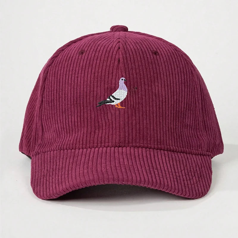 Baseball cap suitable for all seasons, pigeon embroidery pattern, men's and women's daily casual fashion, outdoor sun protection