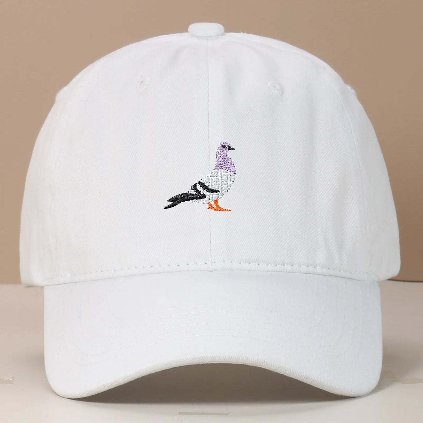 Baseball cap suitable for all seasons, pigeon embroidery pattern, men's and women's daily casual fashion, outdoor sun protection