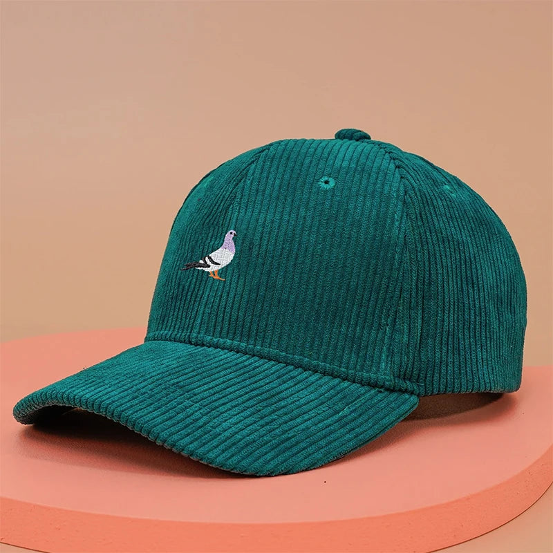 Baseball cap suitable for all seasons, pigeon embroidery pattern, men's and women's daily casual fashion, outdoor sun protection