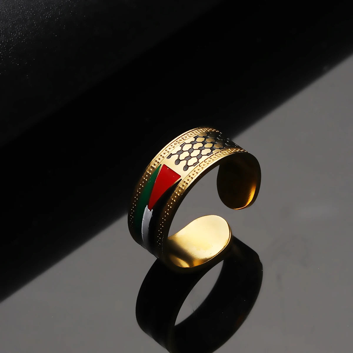 Palestine kuffya and map Ring